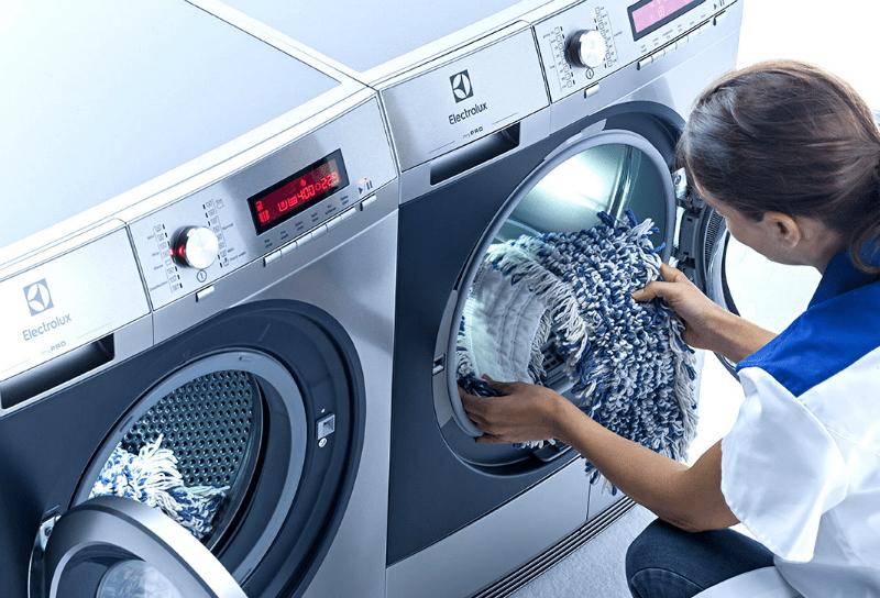 Hanging at the Laundry: Expert Dry Cleaning for Delicate Fabrics